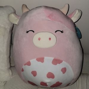 Clayton cow squishmallow